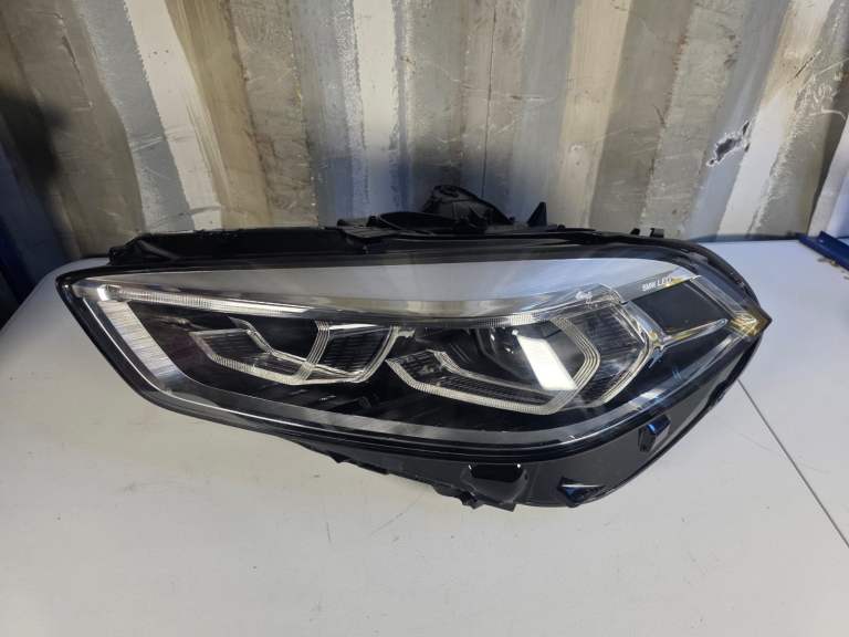 BMW 1 SERIES F40 LED PASSENGER SIDE HEADLIGHT 19-24 GENUINE OEM