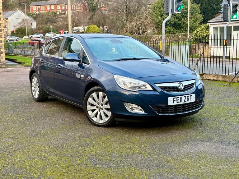 2011 Vauxhall Astra 1.6i 16V Elite 5dr Auto HATCHBACK Petrol Automatic