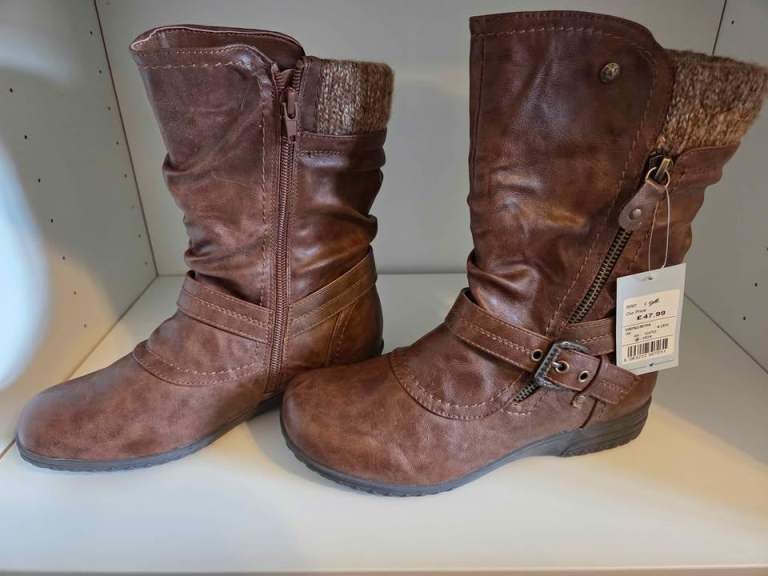 Pavers Slouch womens calf boots. Tan. UK Size 4