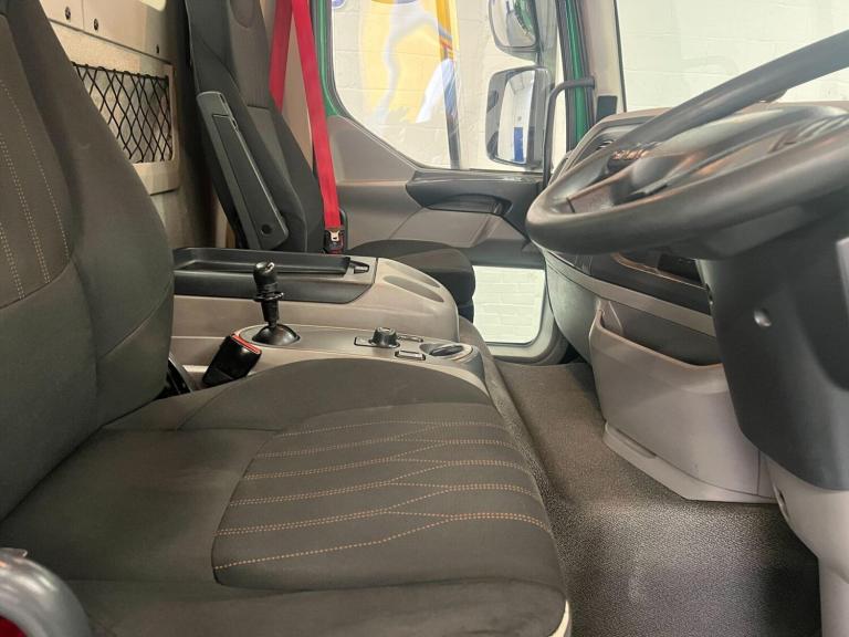 2018 DAF TRUCKS LF LF 280 FA 18T Wilcox Tipper NA DIESEL Automatic