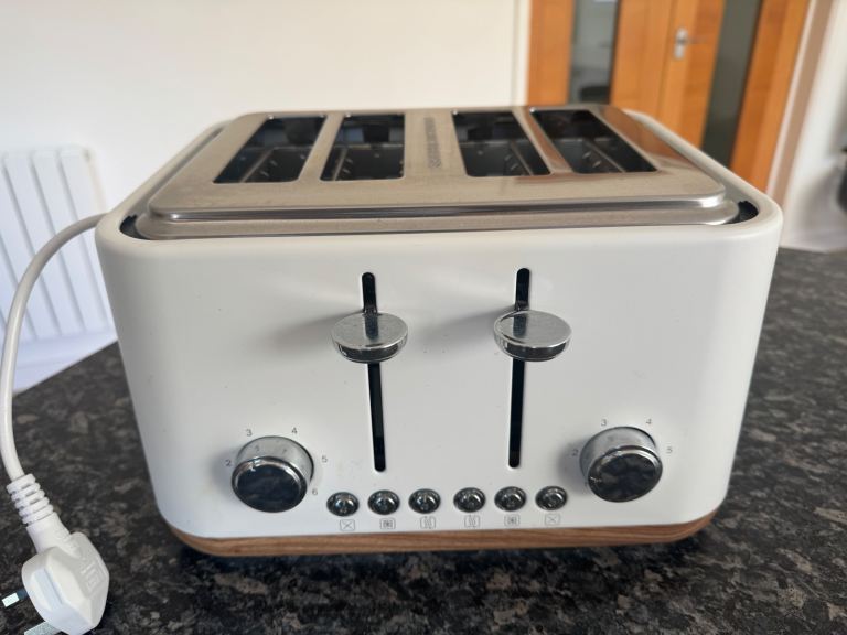 White 4 slice Toaster - purchased from Dunelms