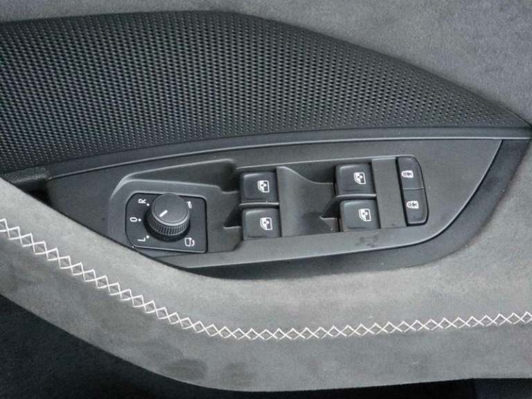 2025 Skoda Kodiaq 1.5 TSI iV 204 SportLine 5dr DSG Automatic SUV Hybrid Automatic