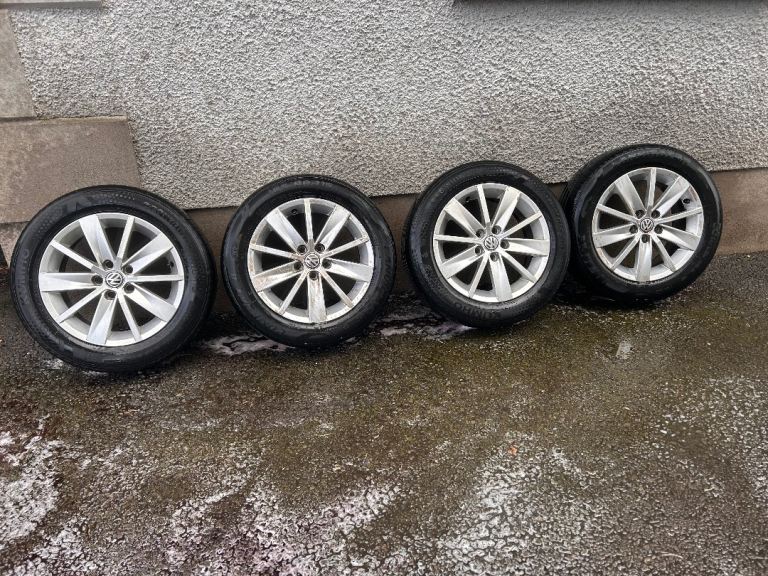 VW 15 Inch Alloy Wheels
