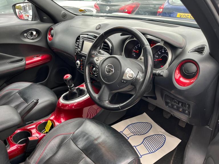 2015 Nissan Juke 1.2 DIG-T Tekna Euro 5 (s/s) 5dr Euro 5 HATCHBACK Petrol Manual