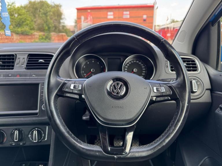 VOLKSWAGEN POLO 1.2 TSI BlueMotion Tech SEL Euro 6 (s/s) 3dr 2014
