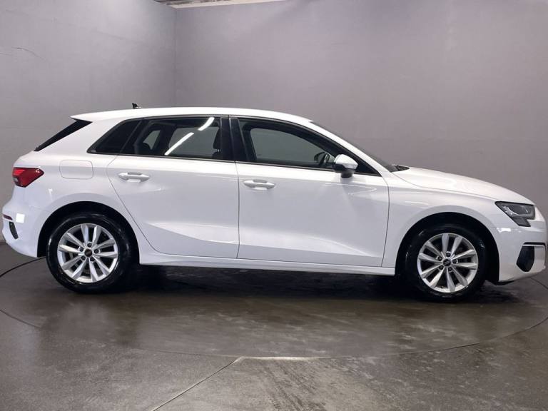 2022 72 AUDI A3 1.0 TFSI 30 TECHNIK SPORTBACK 5DR PETROL MANUAL EURO 6 (S/S) (11