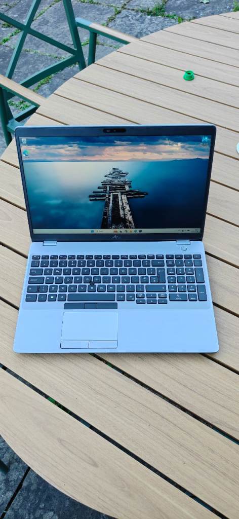 Dell Latitude 5510 – Intel i7 / 32GB RAM / 512GB SSD / Windows 11 Pro