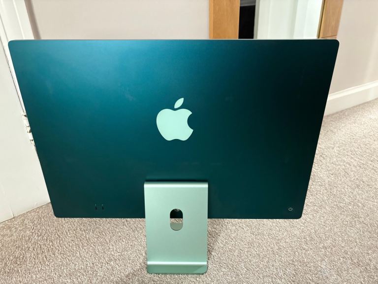 iMac M1 24 inch screen