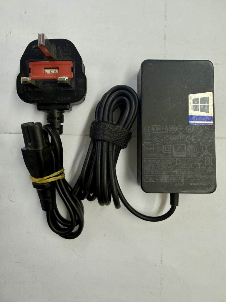 Microsoft Surface Pro 5/6 44W 1800 Surface Pro Power Adapter Supply Good Used Working Condition