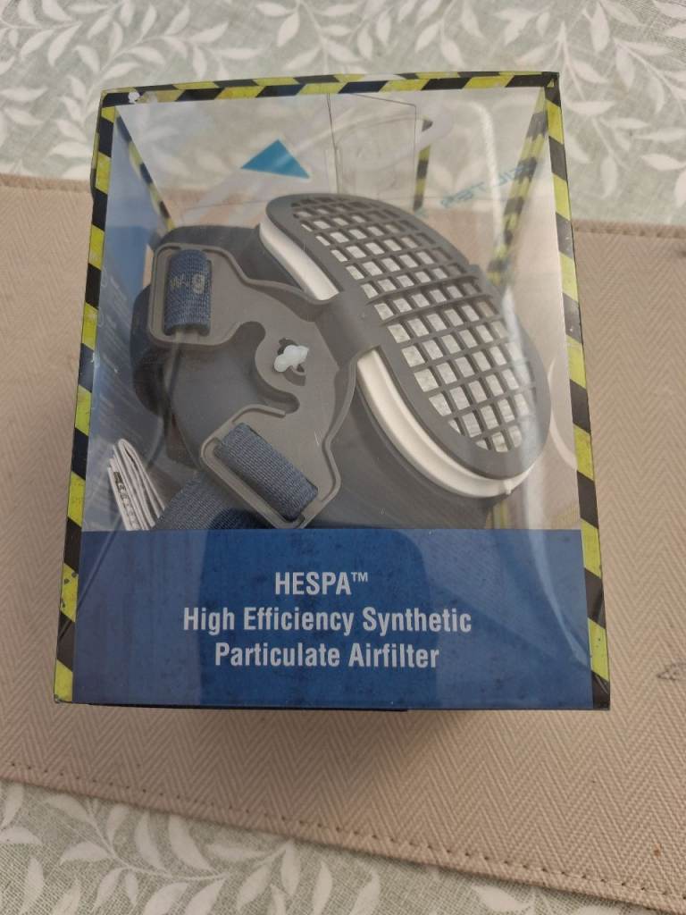 G V S Eclipse Respirator Half Mask