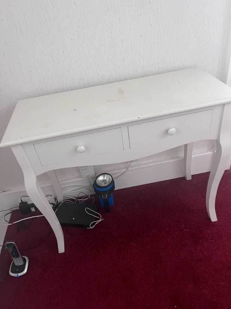 White French style console table 