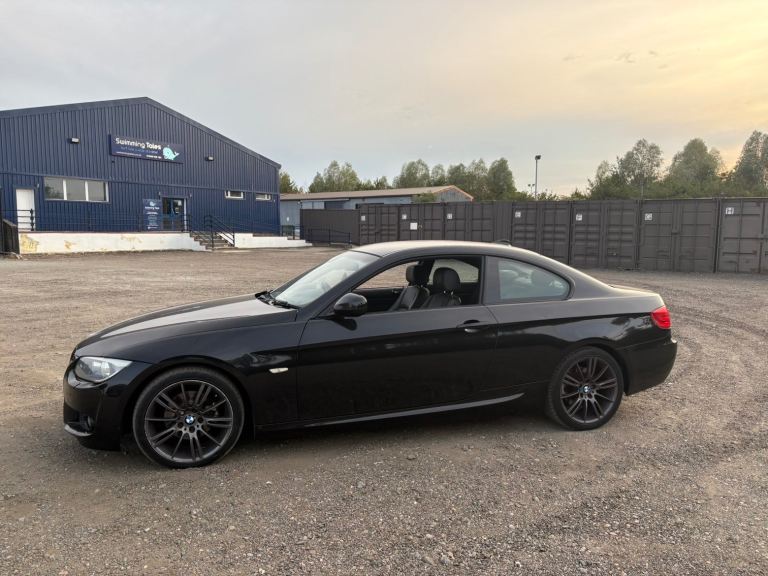 BMW, 3 SERIES, Coupe, 2011, Manual, 1995 (cc), 2 doors