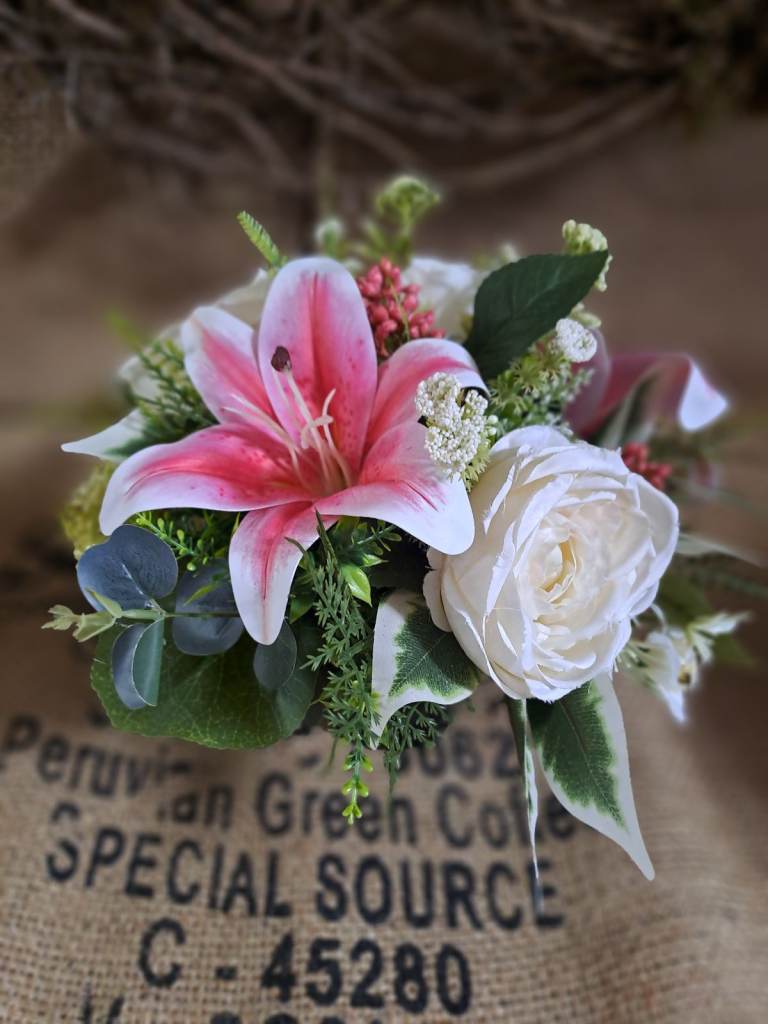 Graveside flower arrangement 