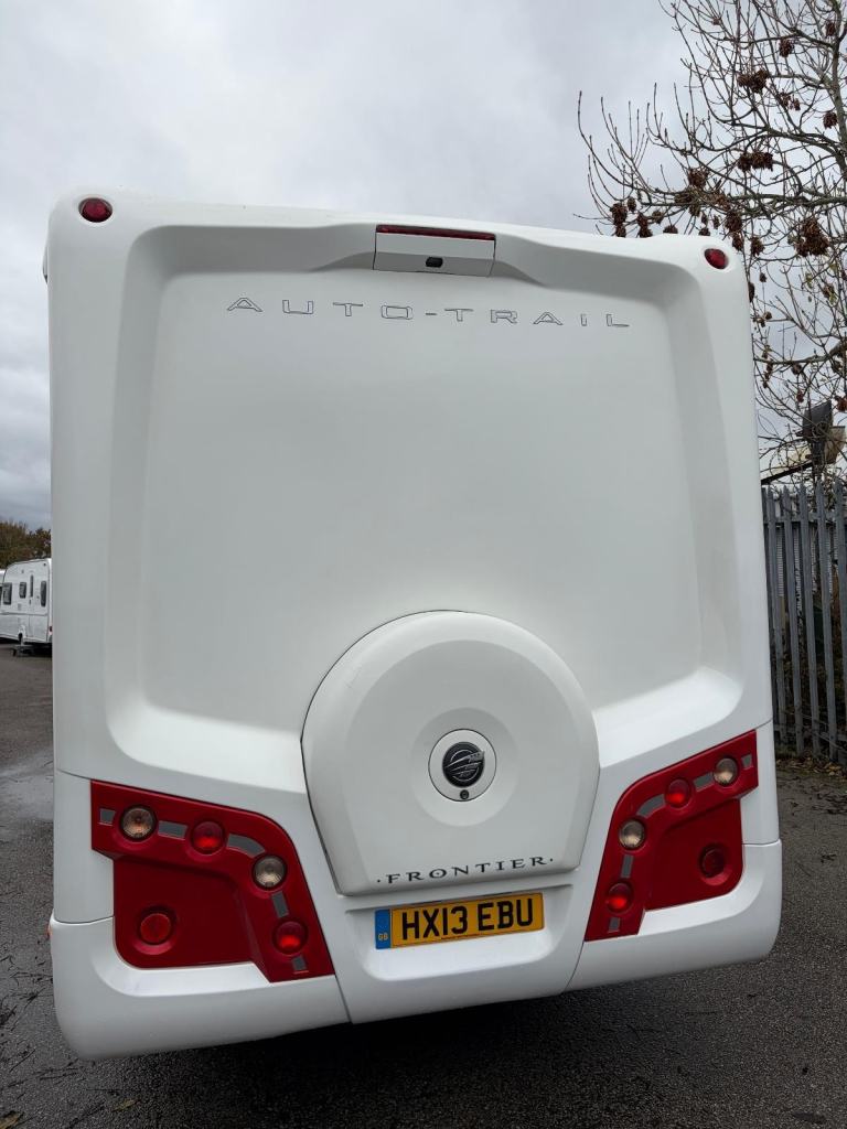 Auto Trail Frontier Delaware 4 berth 2013 **AUTO**GREAT CONDITION**