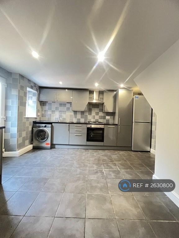 3 bedroom house in Moscar Cottages, Sheffield, S7 (3 bed) (#2630800)