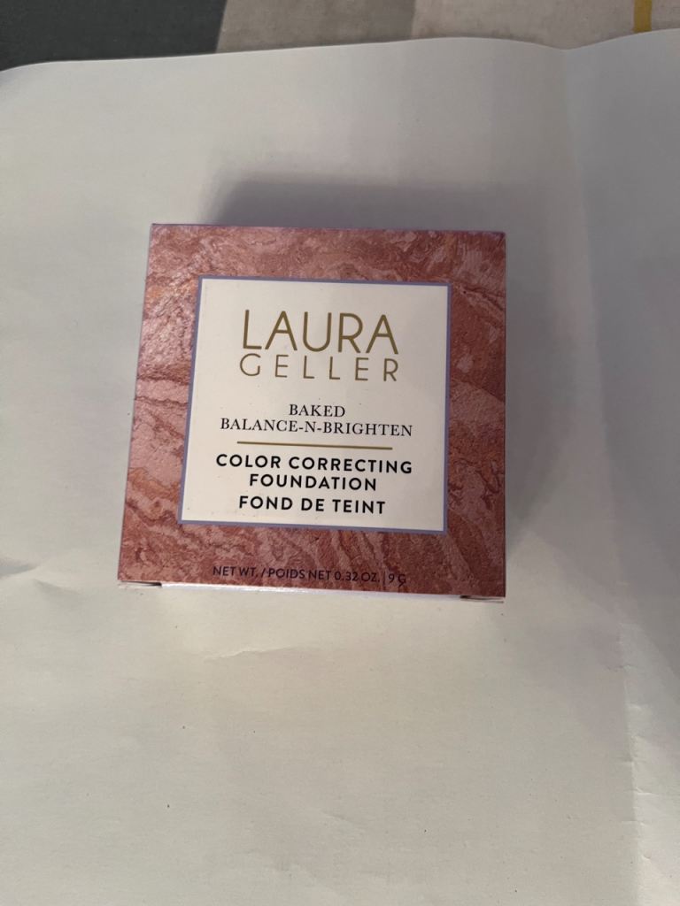 Laura Geller Baked - Balance - Brighten color correcting foundation  Shade medium.