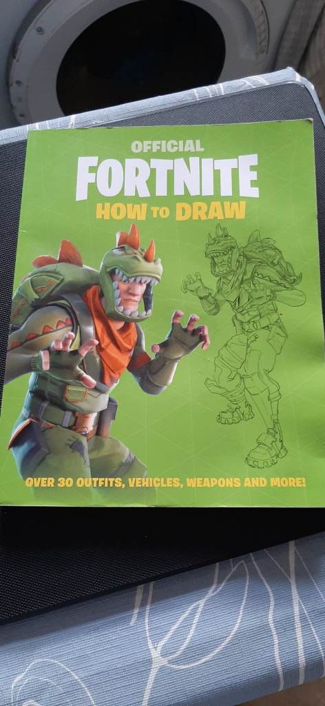 Fortnite how to draw book