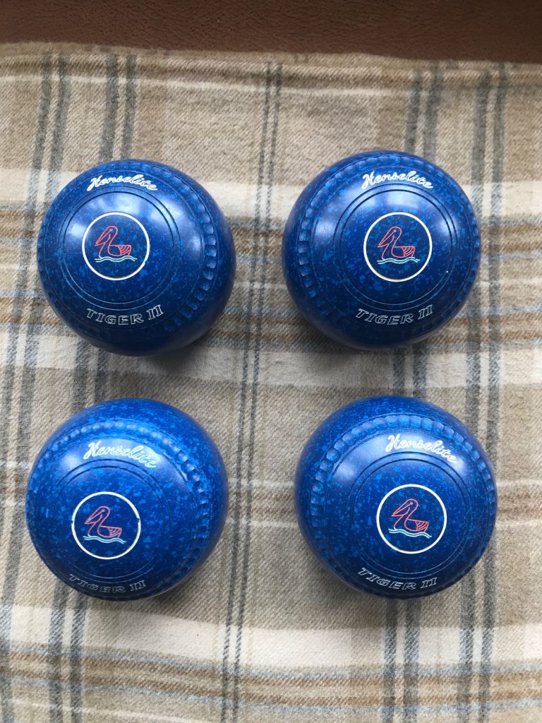 Henselite Tiger II 0H WB24 “std grip” blue speckle with pelican motif. VGC.