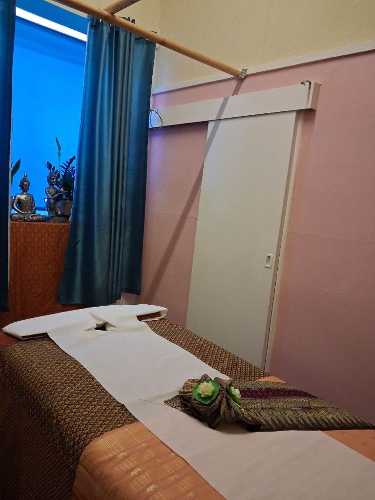 Daoruang thai massage 