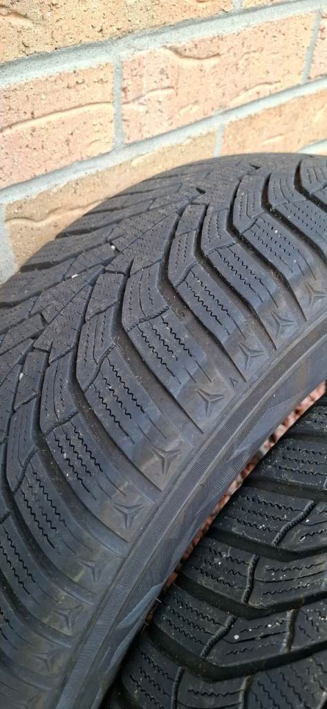 2 Kumho Tyres (winter tyres)