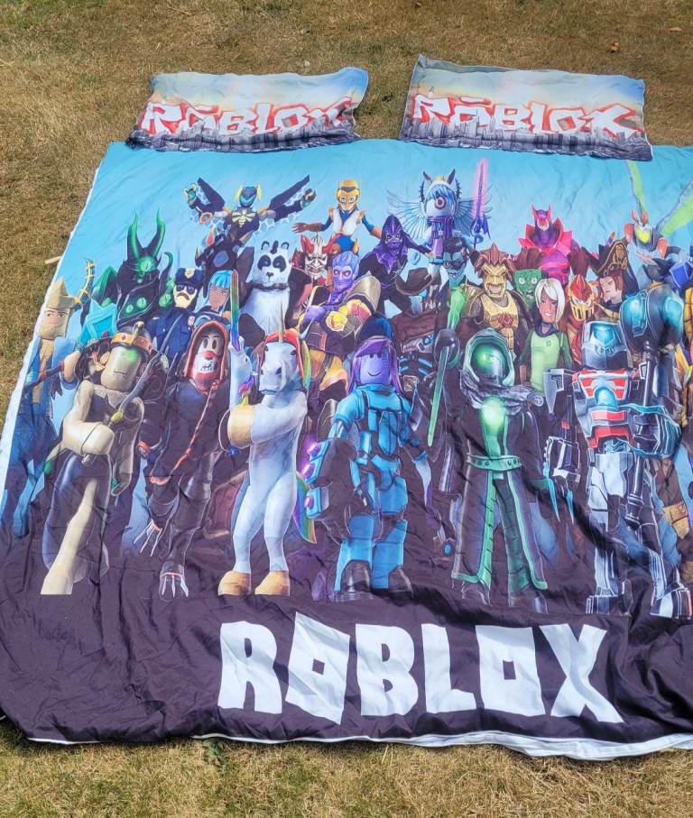 FREE Roblox double duvet, Summertown 