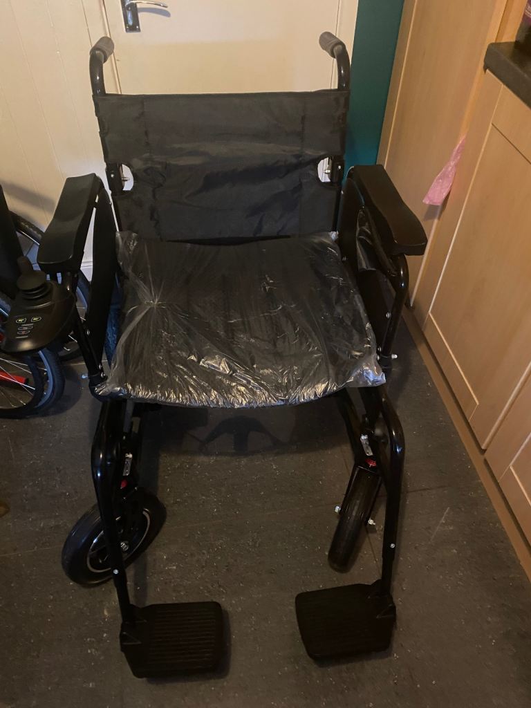 MobilityPlus+ Heavy-Duty Electric Wheelchair