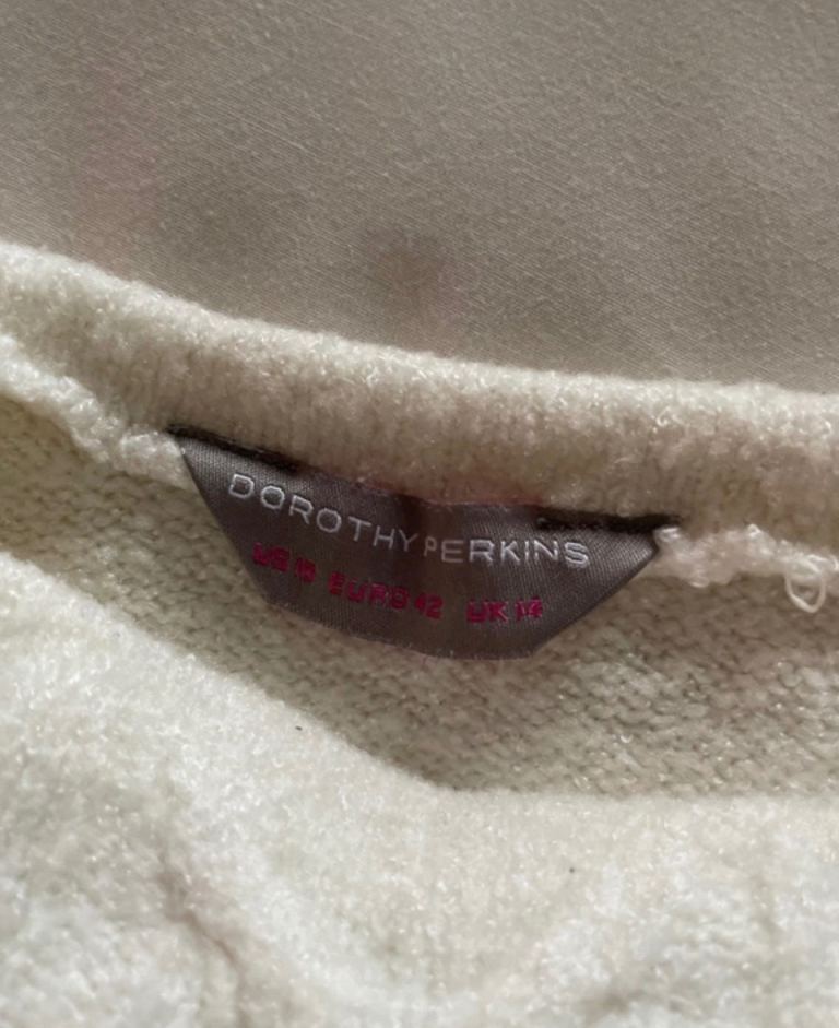 Woman’s Round Neck Jumper 