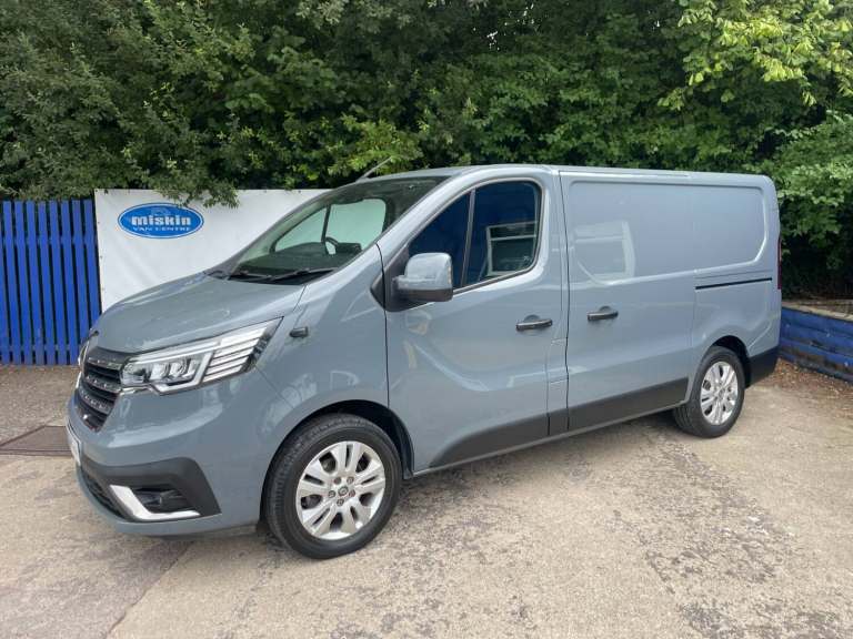 2023 Renault Trafic SL28 Blue 2.0DCi 130 Sport Diesel Van In Grey  PANEL VAN Diesel Manual
