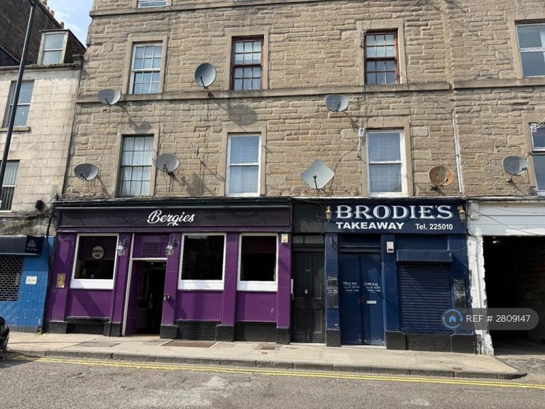 1 bedroom flat in Bell Street, Dundee, DD1 (1 bed) (#2809147)