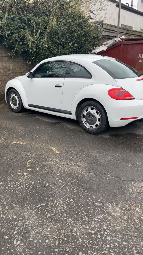 Volkswagen, BEETLE, Hatchback, 2015, Manual, 1197 (cc), 3 doors
