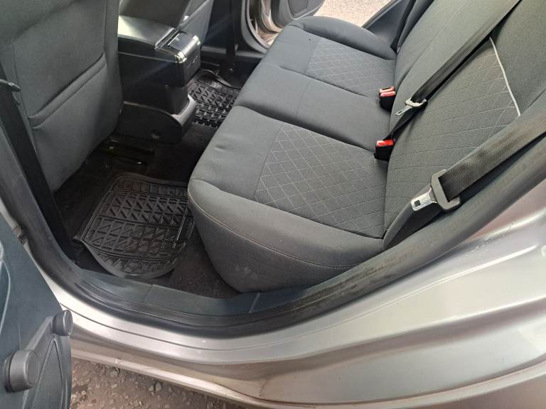 Ford, FIESTA, Hatchback, 2012, Manual, 1242 (cc), 5 doors