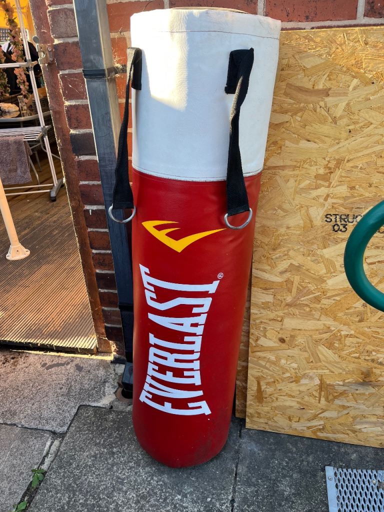 Everlast Boxing Punch Bag – Red & White, Good Condition