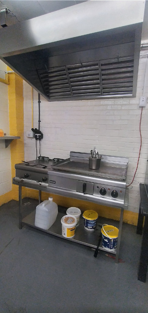 Catering equipment commercial clearance griddles pizza oven fridges restaurant trailer items