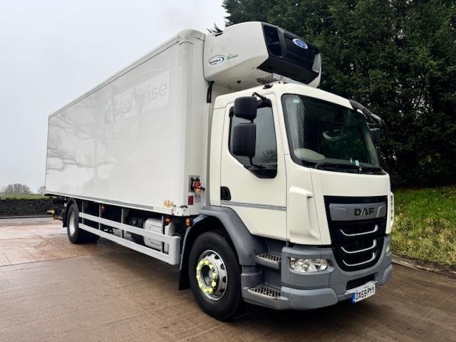 2019 69 DAF LF 230 E6 27ft Gray Adams box carrier freezer side door tail-lift 