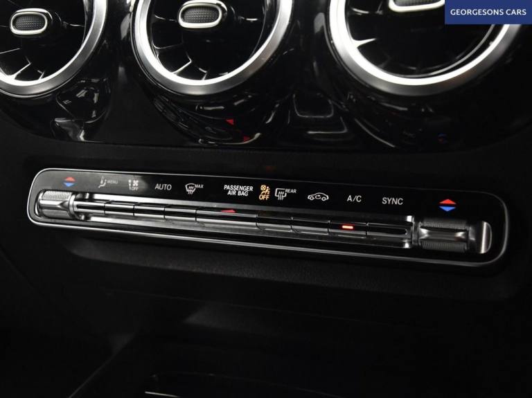 2020 Mercedes-Benz GLA 1.3 GLA180 AMG Line SUV 5dr Petrol 7G-DCT Euro 6 (s/s) (136 ps) HATCHBACK ...