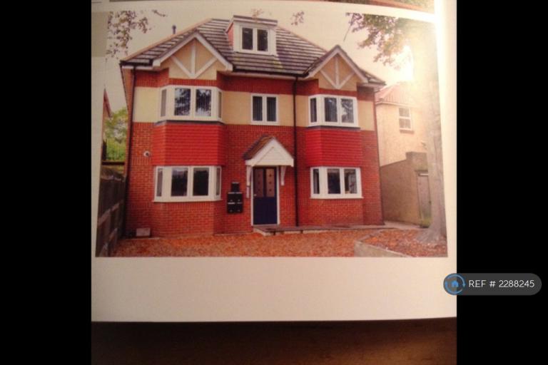 1 bedroom flat in Belmont Road, Southampton, SO17 (1 bed) (#2288245)
