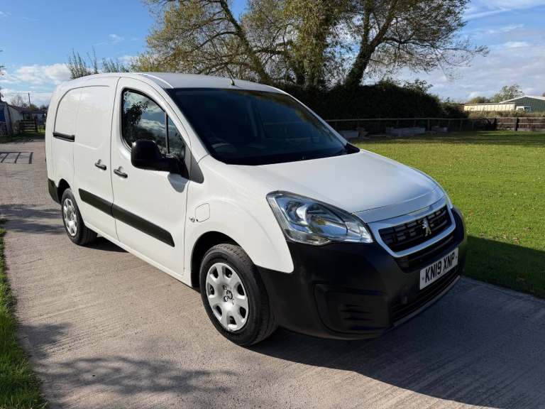 2019 PEUGEOT PARTNER AUTOMATIC ELECTRIC ONLY 24K MILES 1 OWNER ROYAL MAIL !!!