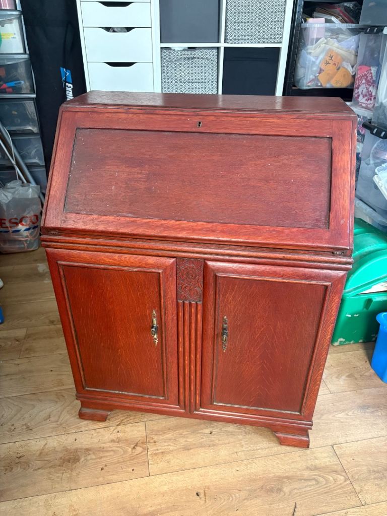 Vintage desk bureau