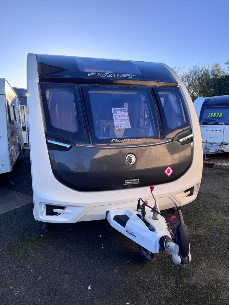 Swift Challenger 590, Yr. 2010, Fixed Bunks