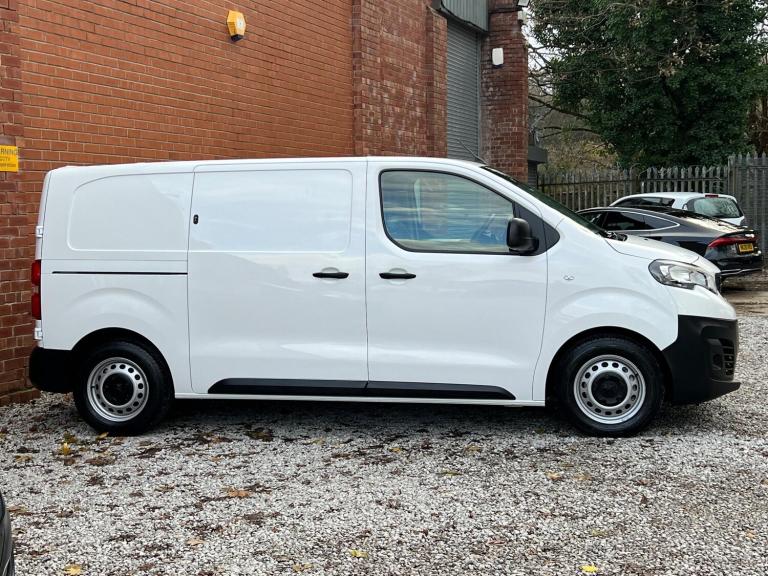 2021 Peugeot Expert 1.5 BlueHDi 1000 Professional Premium Standard Panel Van MWB Euro 6 (s/s) 6 P...