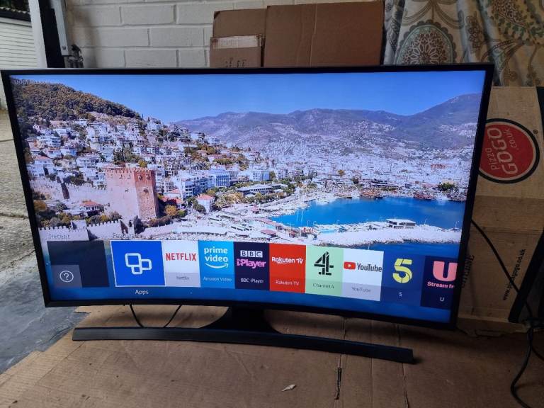 Samsung Curved 49" 4K Ultra HD Smart TV