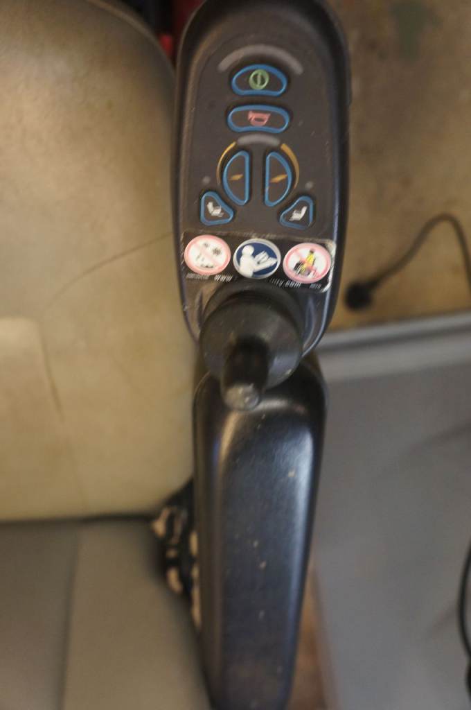 JAZZY PRIDE WHEELCHAIRT 