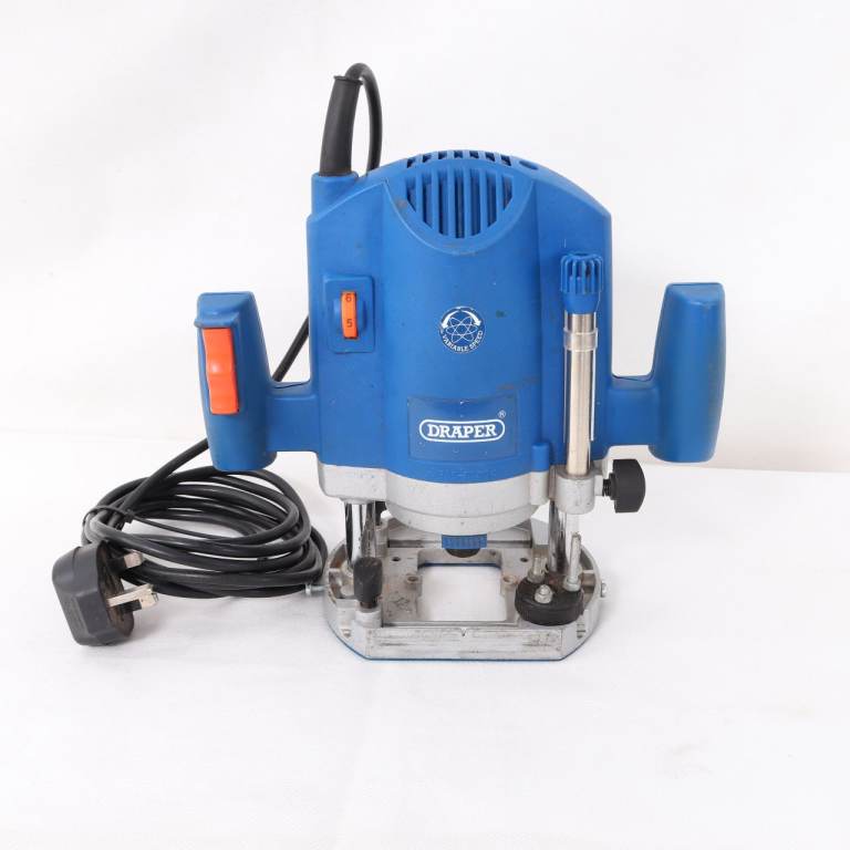 Draper PT1 Variable Speed Router. 240v 1200w.     Spares or Repair.