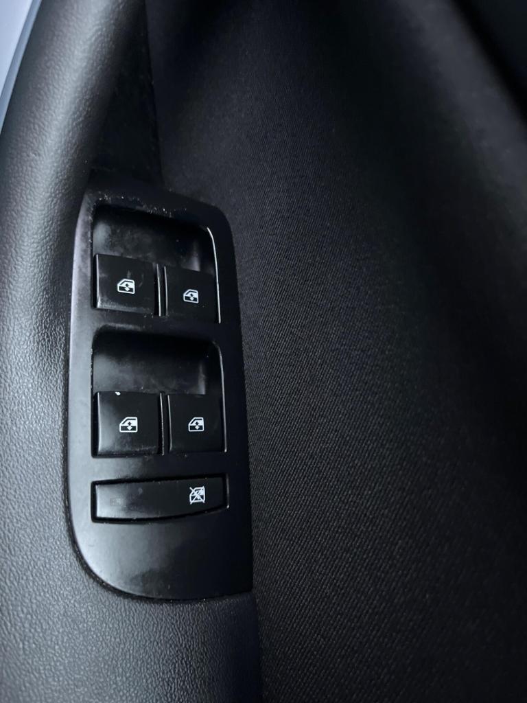 2017 Vauxhall Zafira Tourer 1.6 CDTi ecoTEC Design Euro 6 (s/s) 5dr MPV Diesel Manual