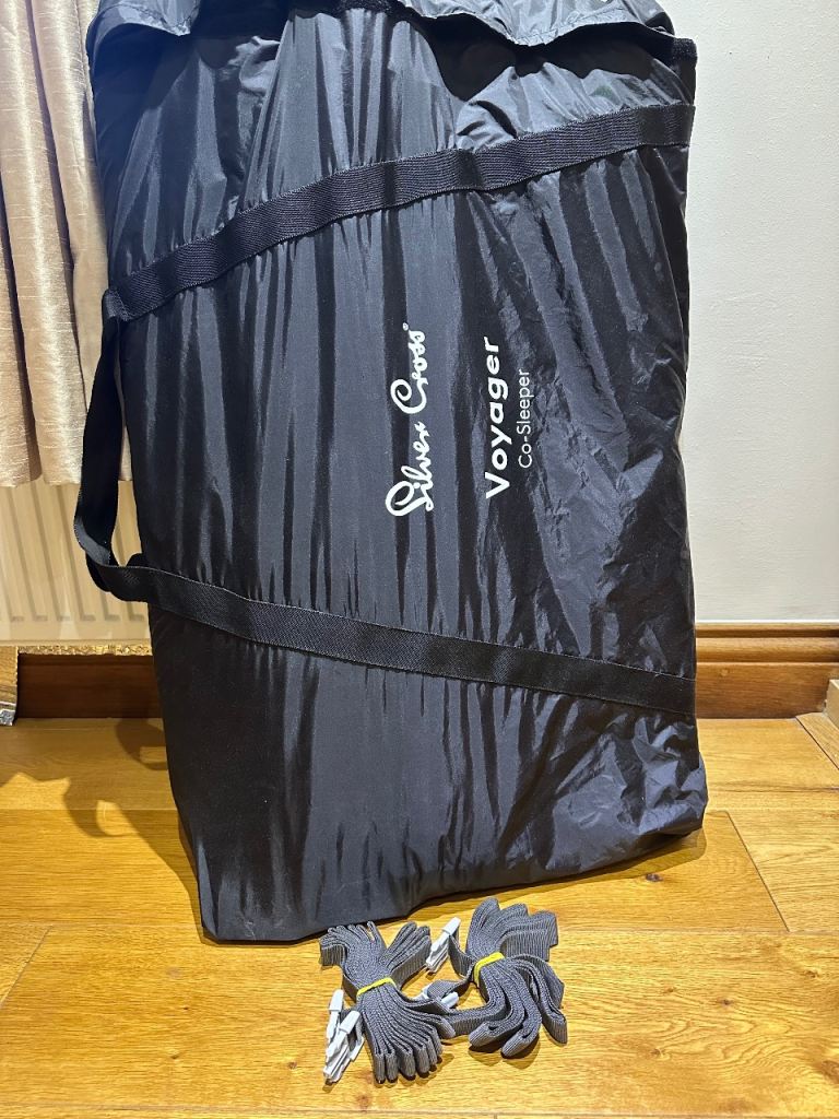 BUNDLE: Bababing Hub Electric Baby Swing Chair & Silver Cross Voyager (*New Snuz mattress)