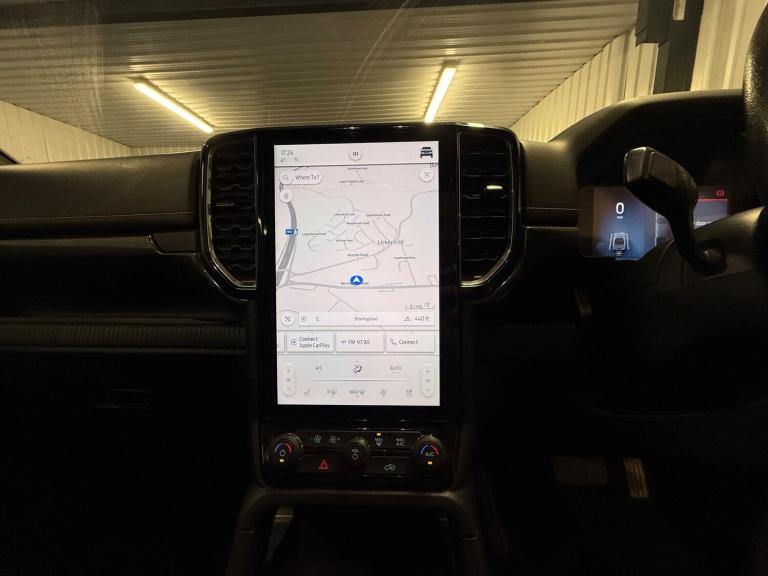 2025 Land Rover Defender 3.0 D350 Hard Top X-Dynamic HSE Auto PANEL VAN DIESEL Automatic