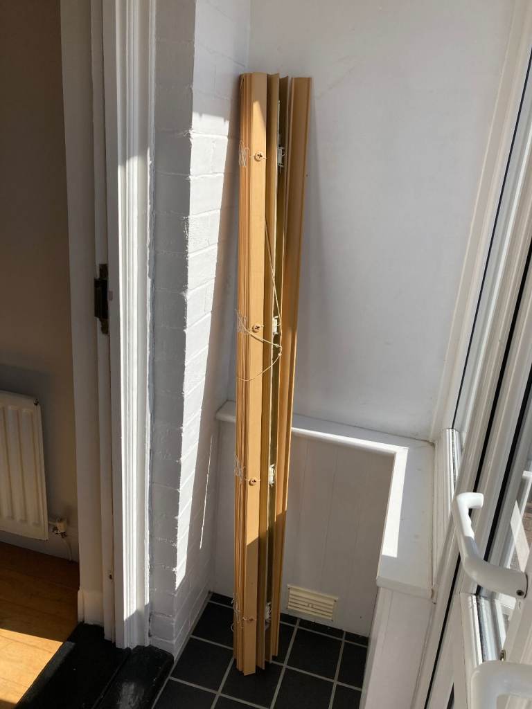 Venetian blind
