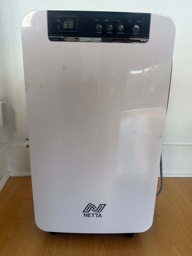 Netta 12 litre dehumidifier 