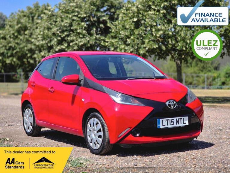 2015 Toyota AYGO 1.0 VVT-i x-play x-shift Euro 5 5dr Euro 5 HATCHBACK Petrol Automatic