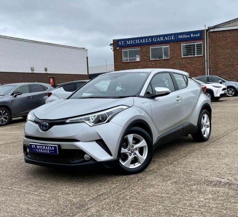 2017 Toyota C-HR 1.8 Hybrid Icon 5dr CVT HATCHBACK PETROL/ELECTRIC Automatic